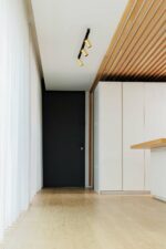 STAN track projector - Image 2