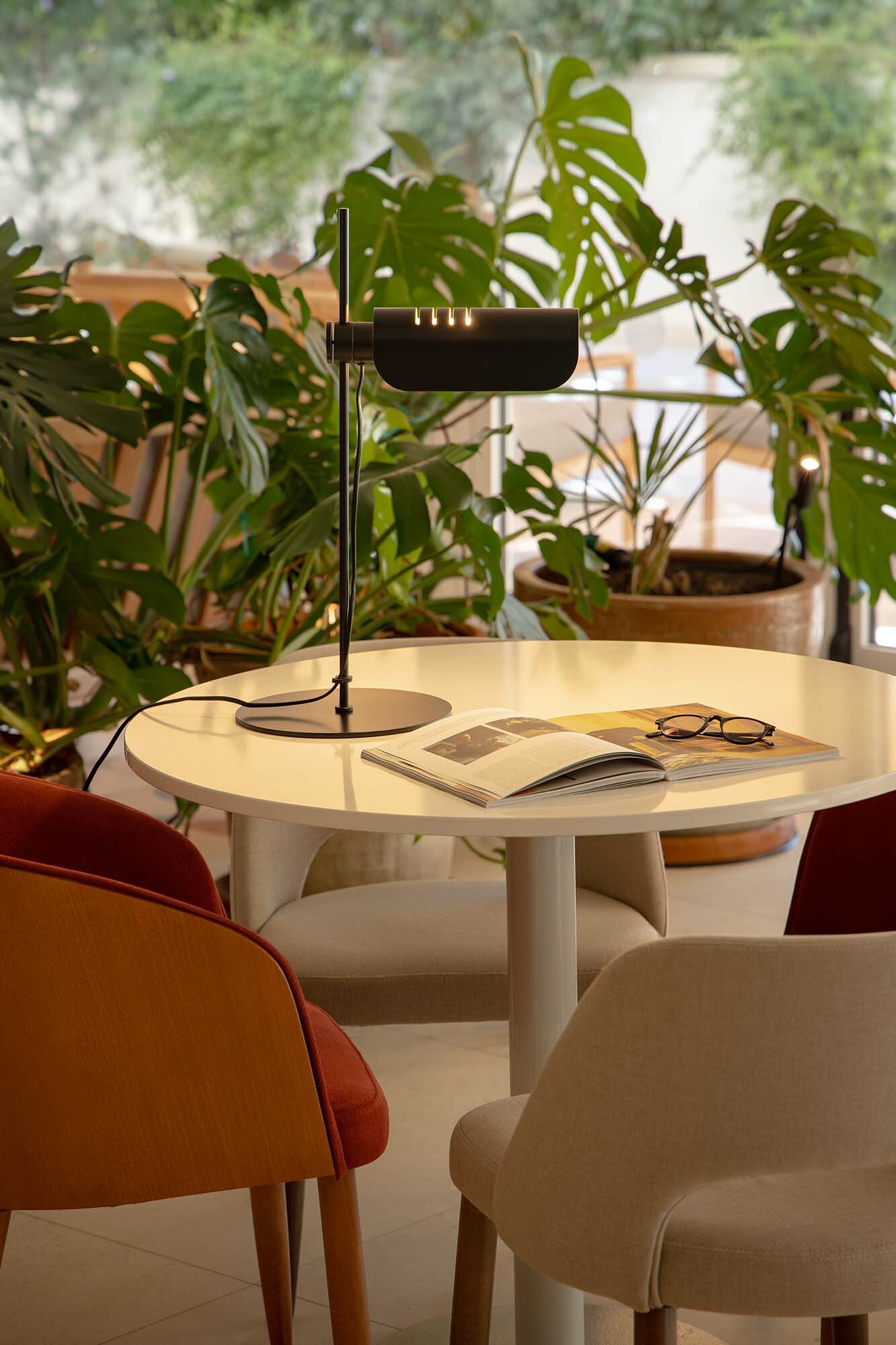 PR200801BI80560_20033_133_MARTINICA_SOBREMESA_PANTALLA_NEGRA_1xE27_SZ4 MARTINICA - Image 1